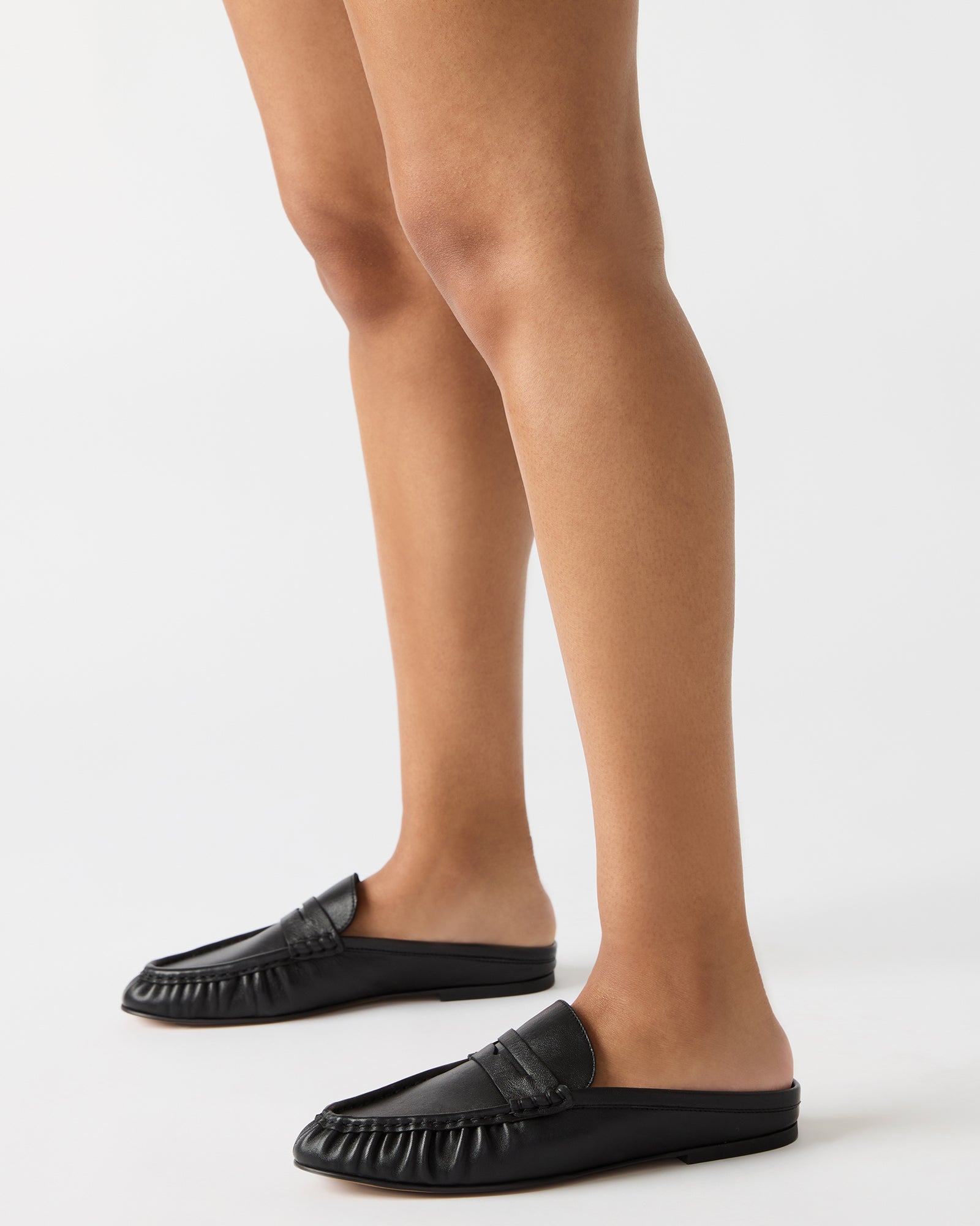 STEVEMADDEN_SHOES_RAFE_BLACK-LEATHER_0279_2aaad56a-12f9-4506-b91a-b356a84d9149.jpg