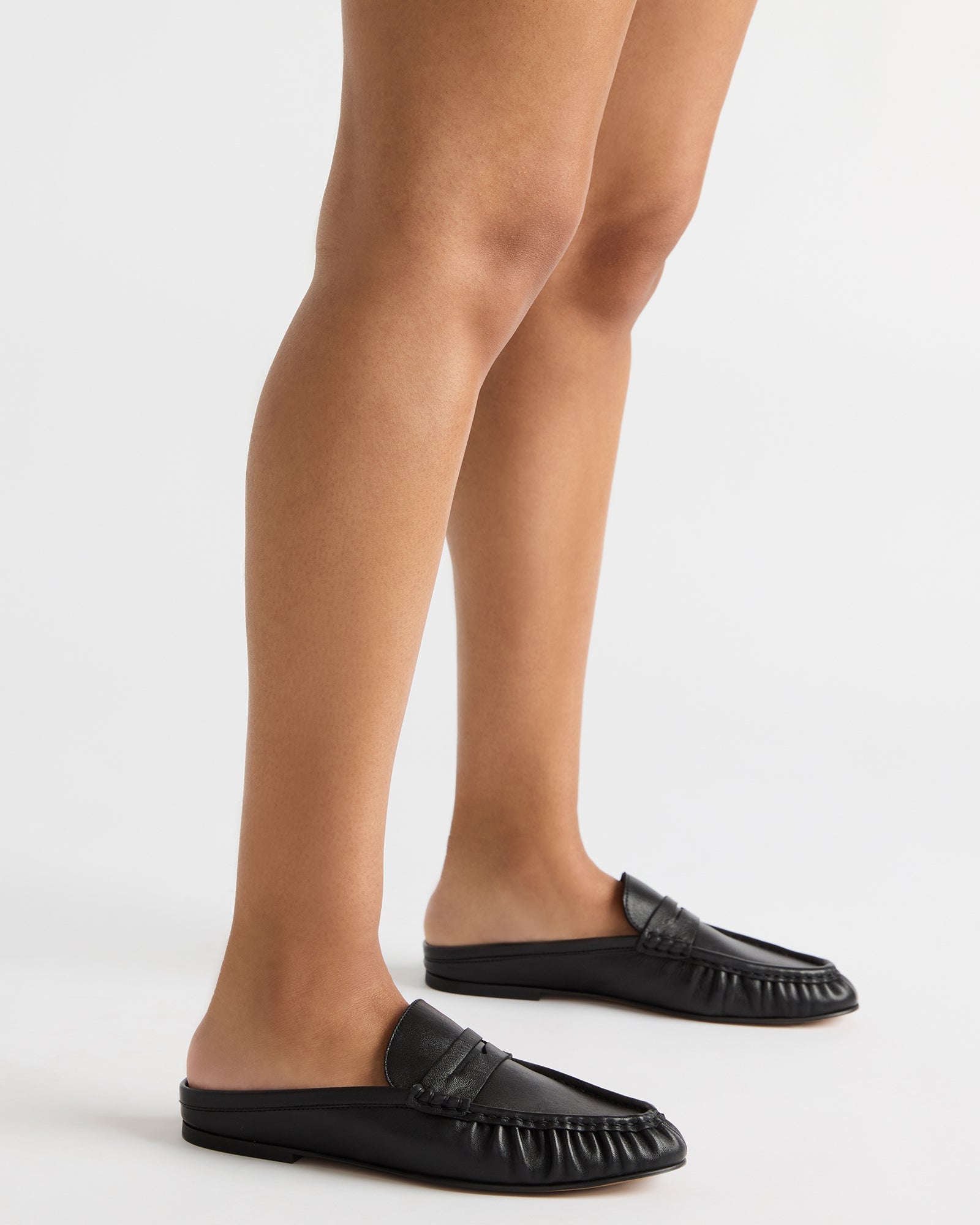 STEVEMADDEN_SHOES_RAFE_BLACK-LEATHER_0279_38e95173-92e4-4b4e-8bcb-4d630e57bb61.jpg