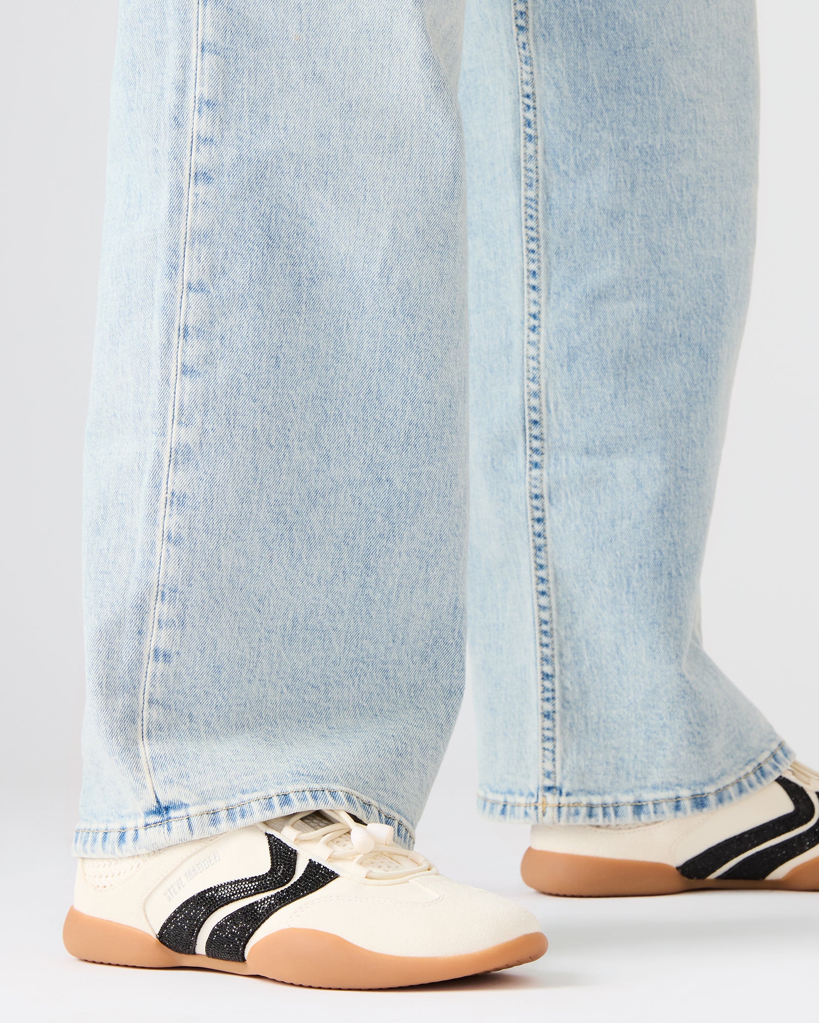 STEVEMADDEN_SHOES_REBOOT-R_BONE_0704.jpg
