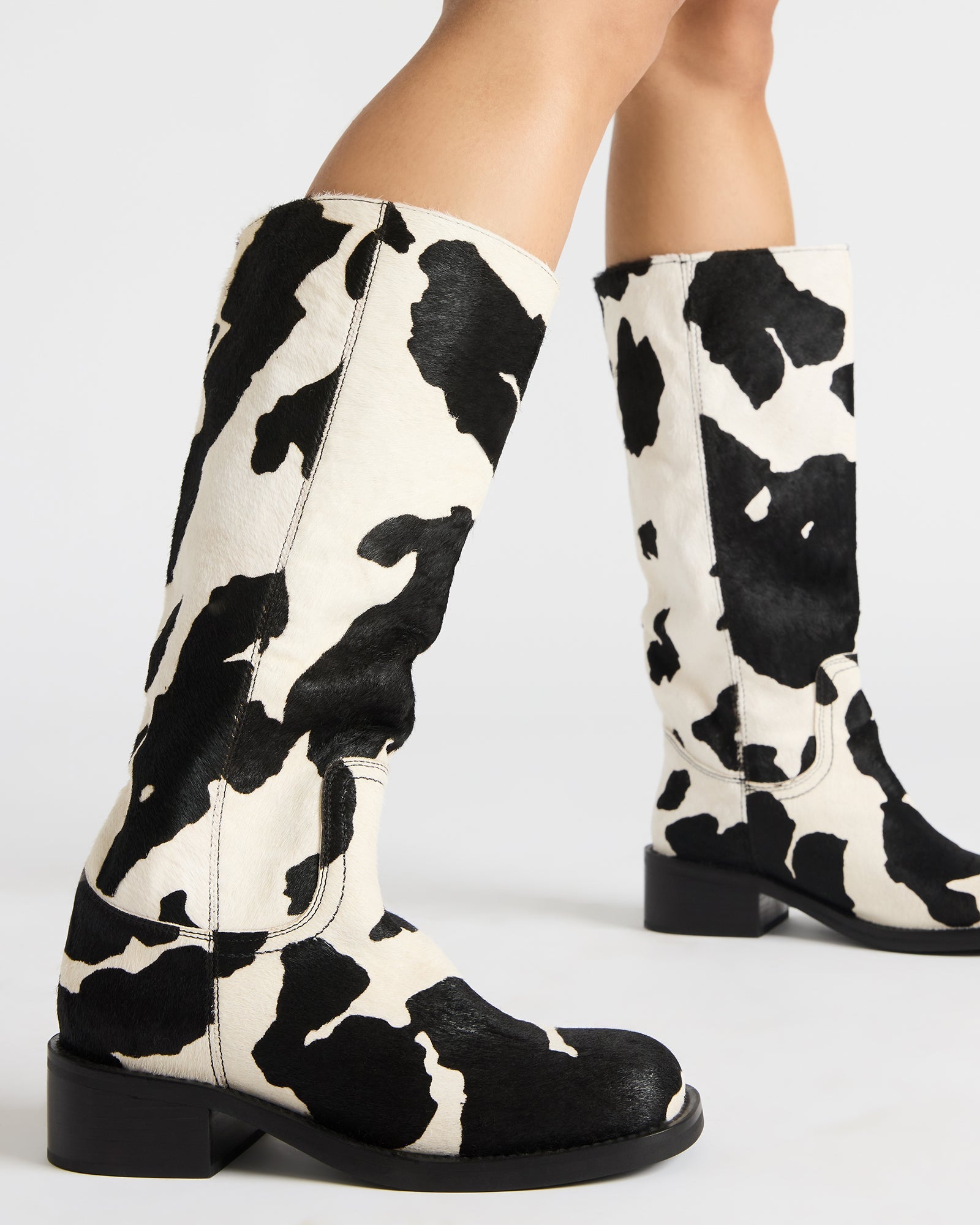 STEVEMADDEN_SHOES_RIGGS-H_BLACK-WHITE_2588.jpg