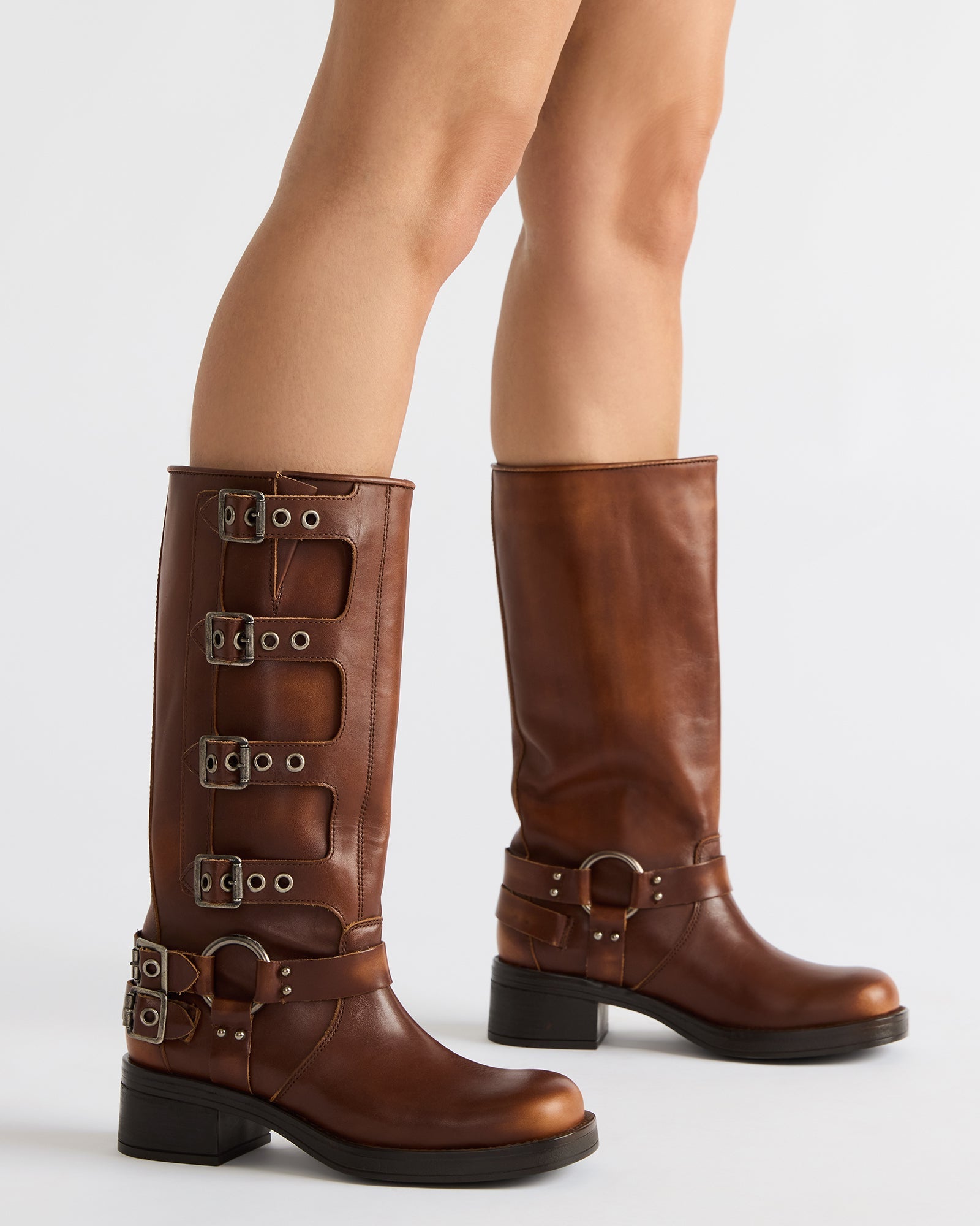 STEVEMADDEN_SHOES_ROCKY_COGNAC-DISTRESSED_0393.jpg