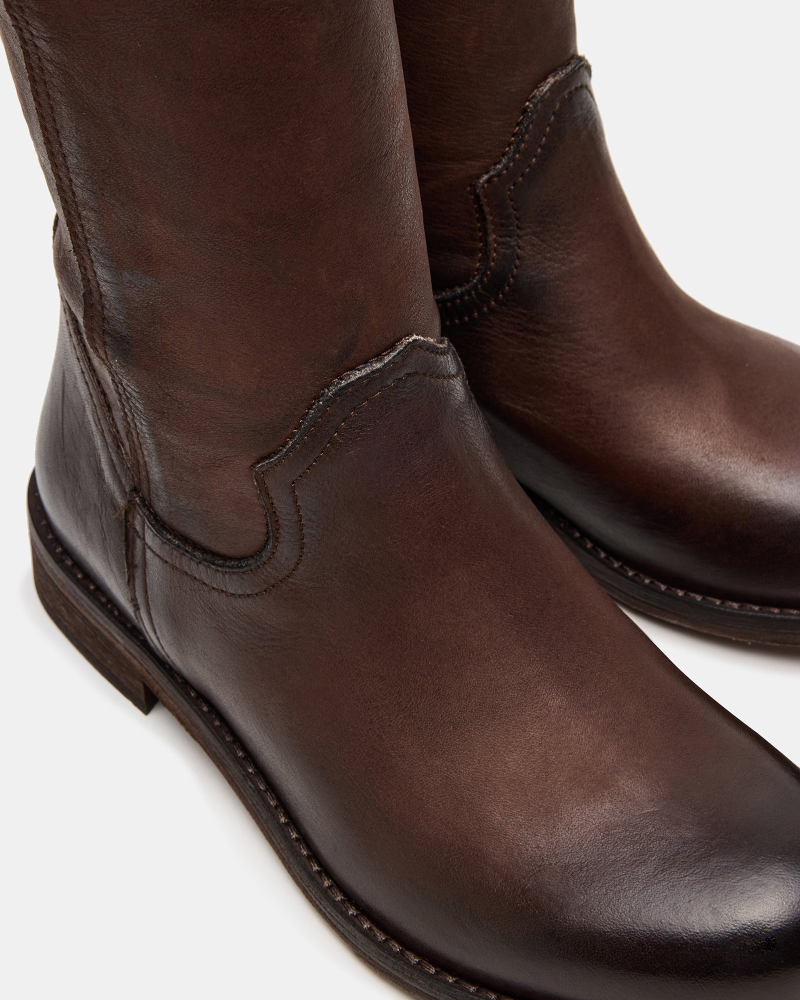 STEVEMADDEN_SHOES_RUBEN_BROWN-LEATHER_05_9cc03d9b-79d8-479c-bf14-4492ea64b8a1.jpg