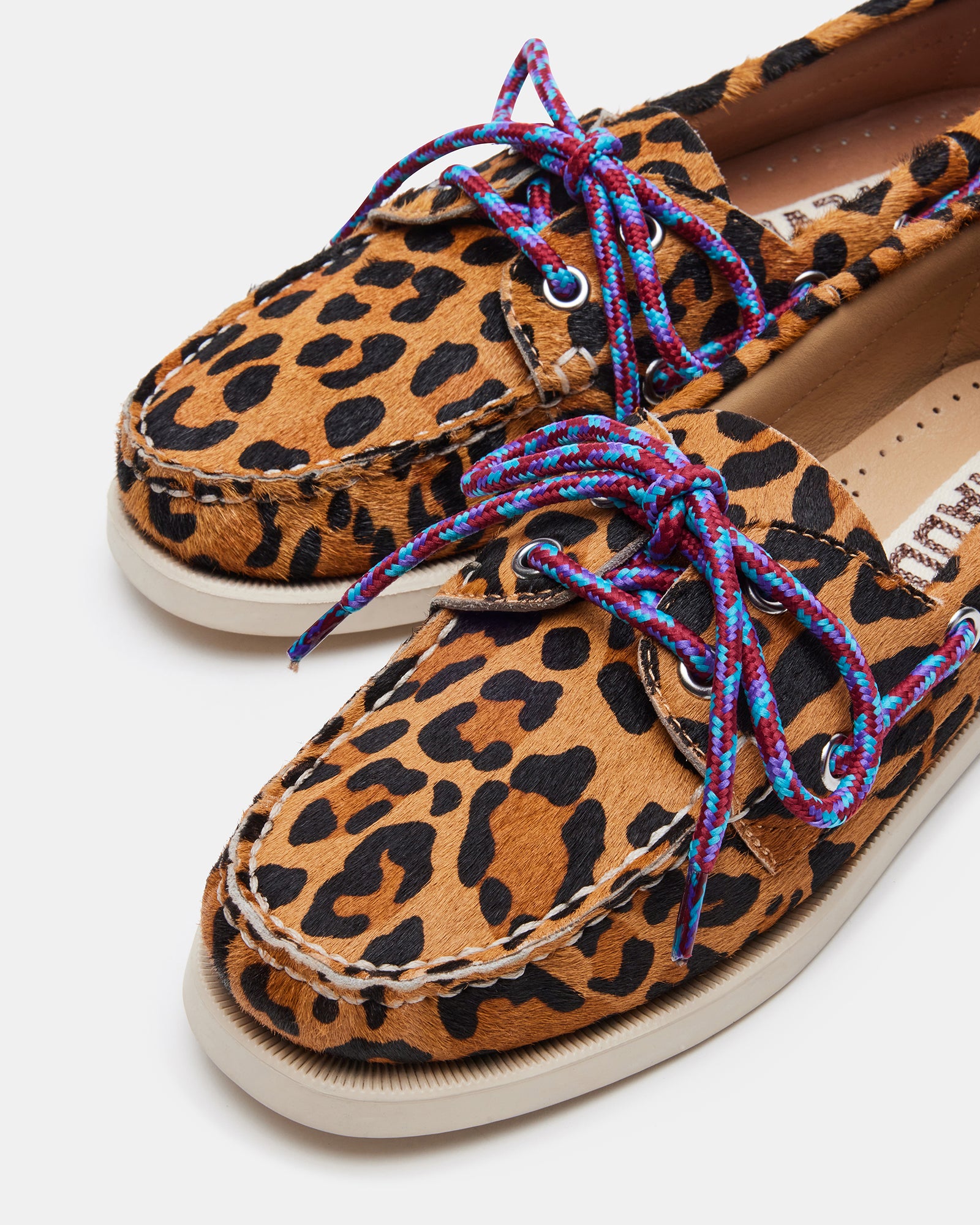 STEVEMADDEN_SHOES_SAIL-L_LEOPARD_05.jpg