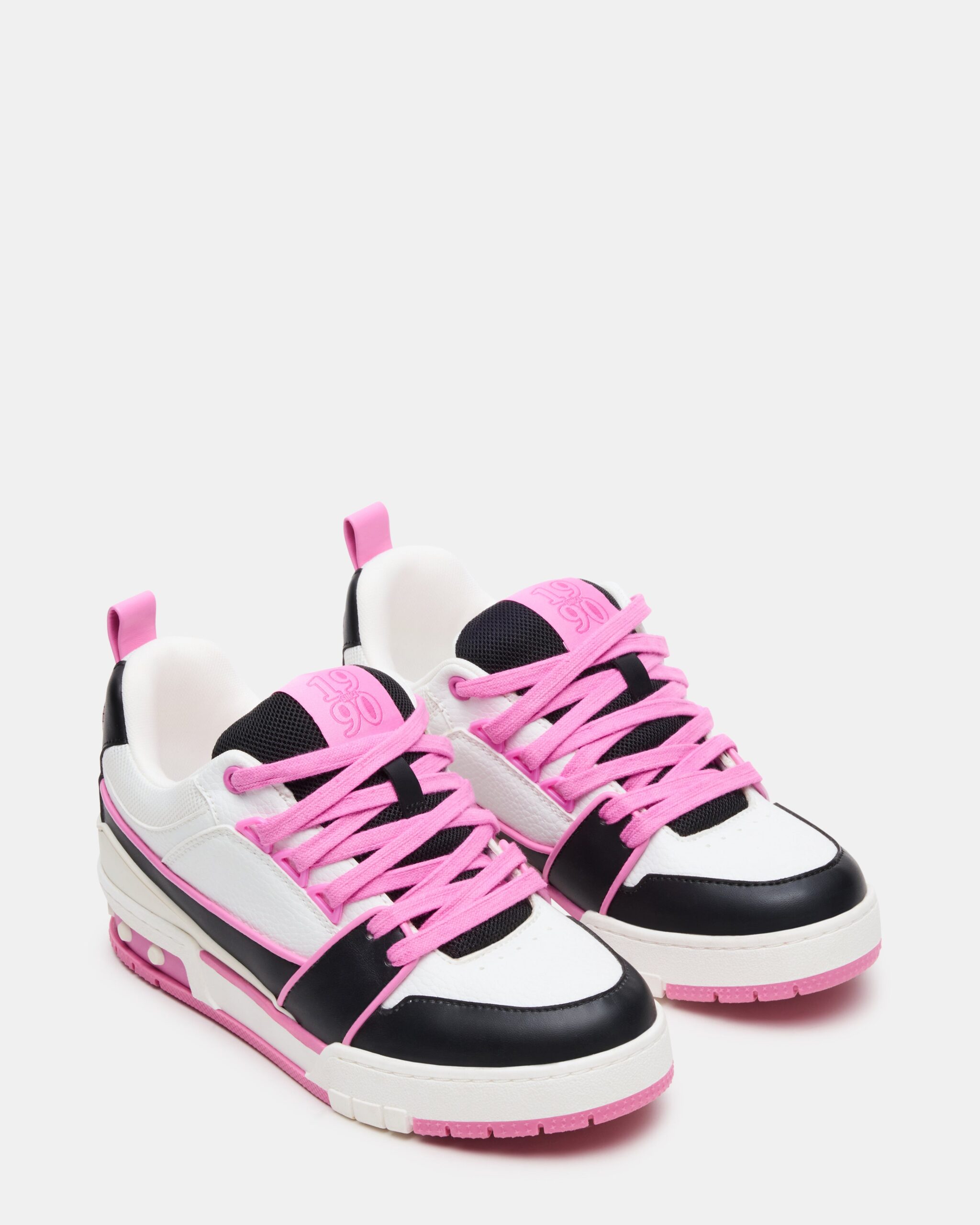 STEVEMADDEN_SHOES_SKATER_BLACK-PINK_02.jpg
