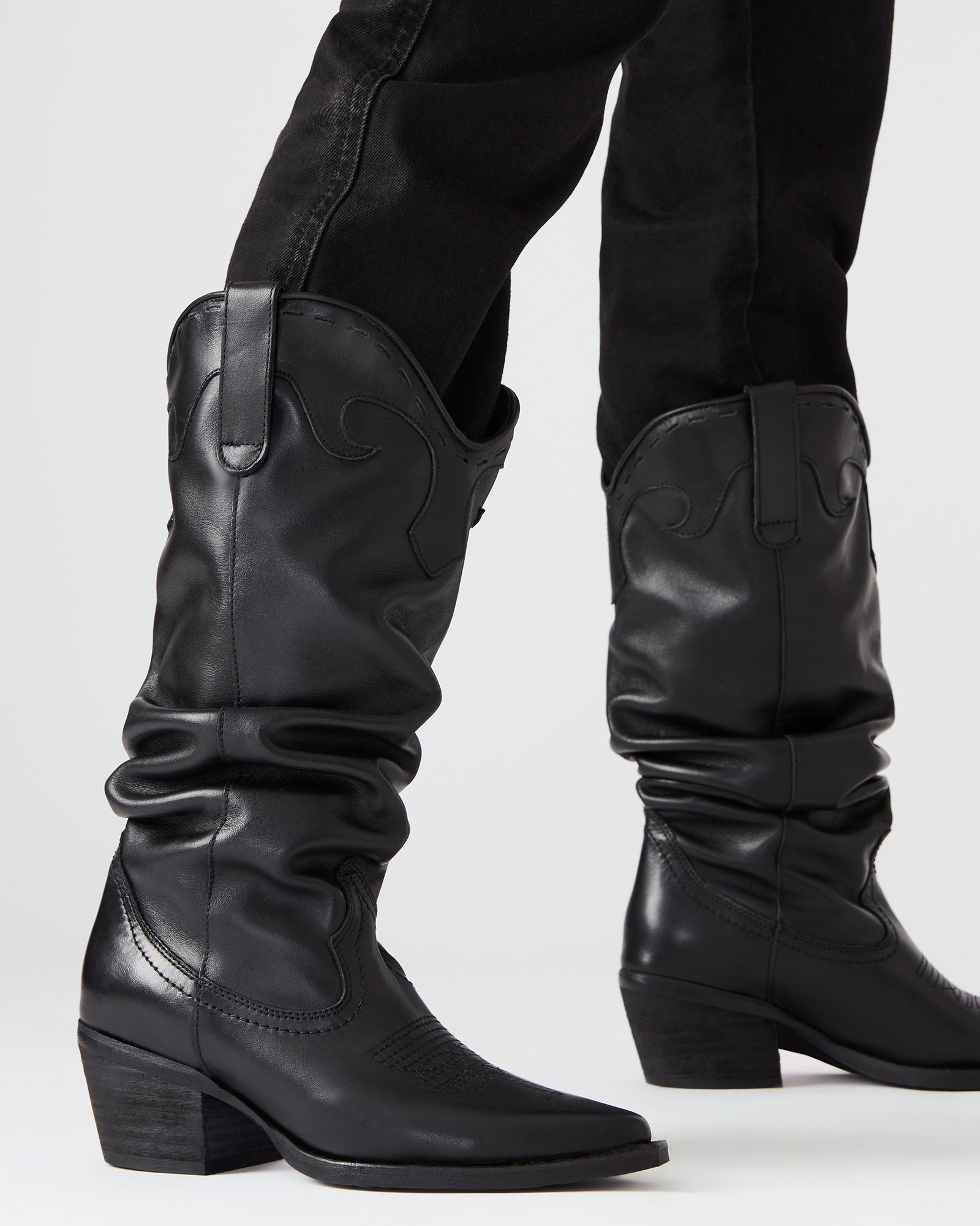 STEVEMADDEN_SHOES_STAGE_BLACK-LEATHER_0326.jpg
