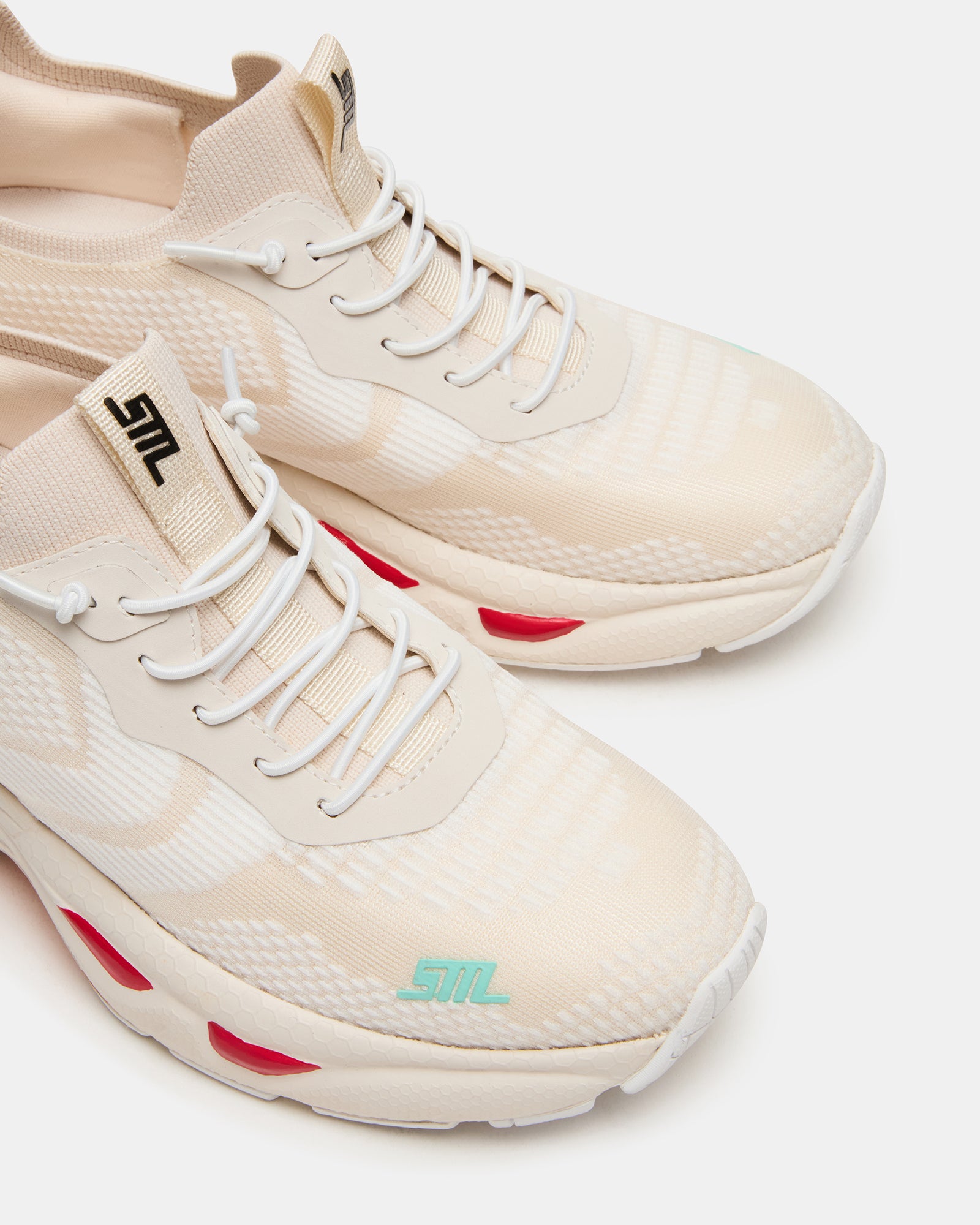 STEVEMADDEN_SHOES_SWOOP_WHITE-MULTI_04.jpg