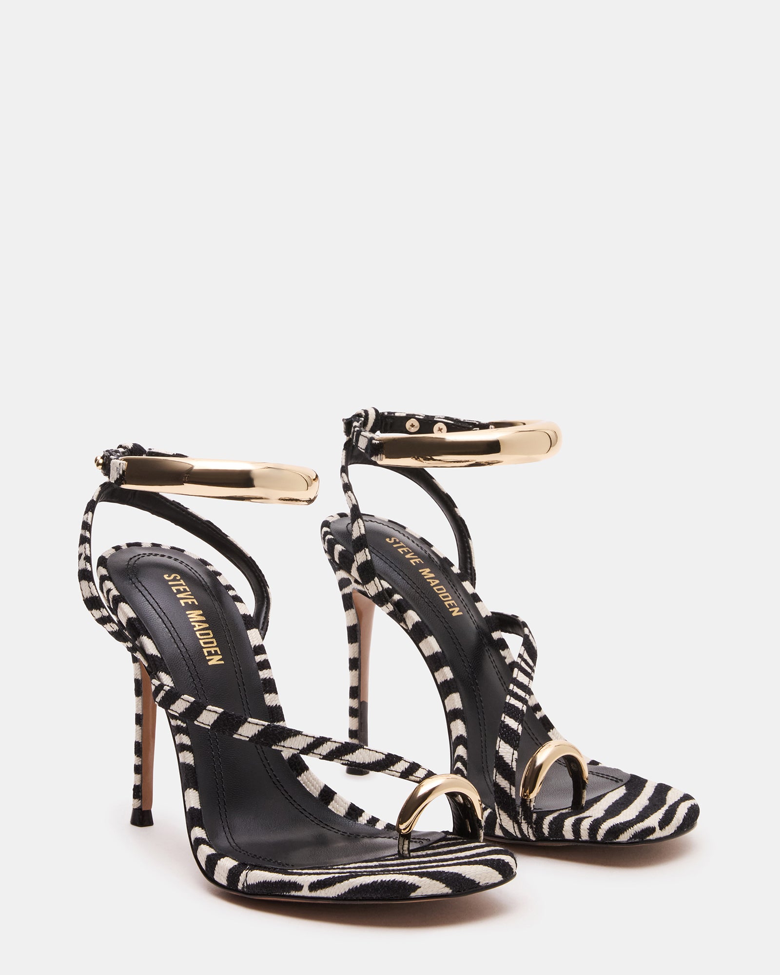 STEVEMADDEN_SHOES_TIA_ZEBRA_02.jpg