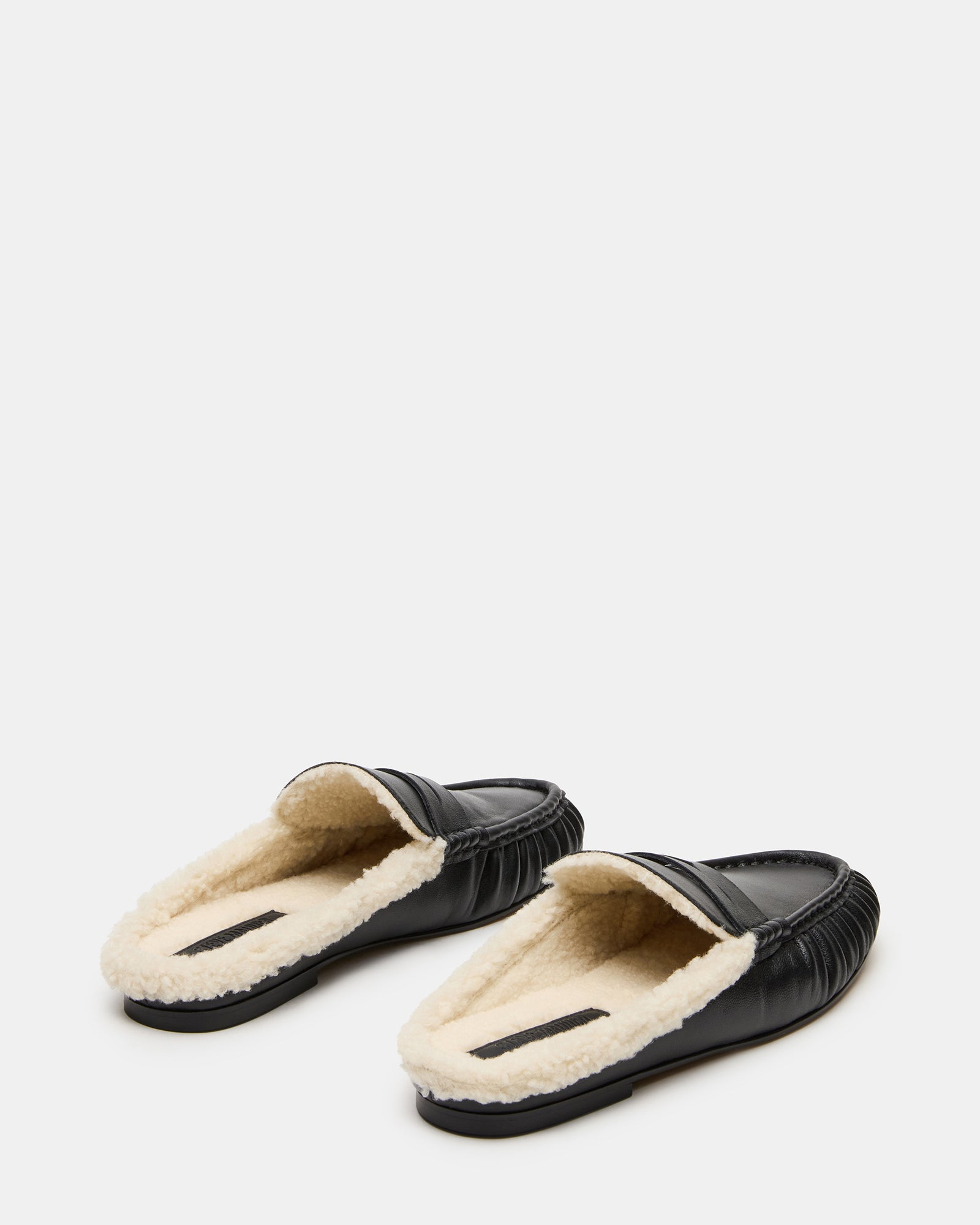 STEVEMADDEN_SHOE_RAFE-F_BLACK-LEATHER_03.jpg