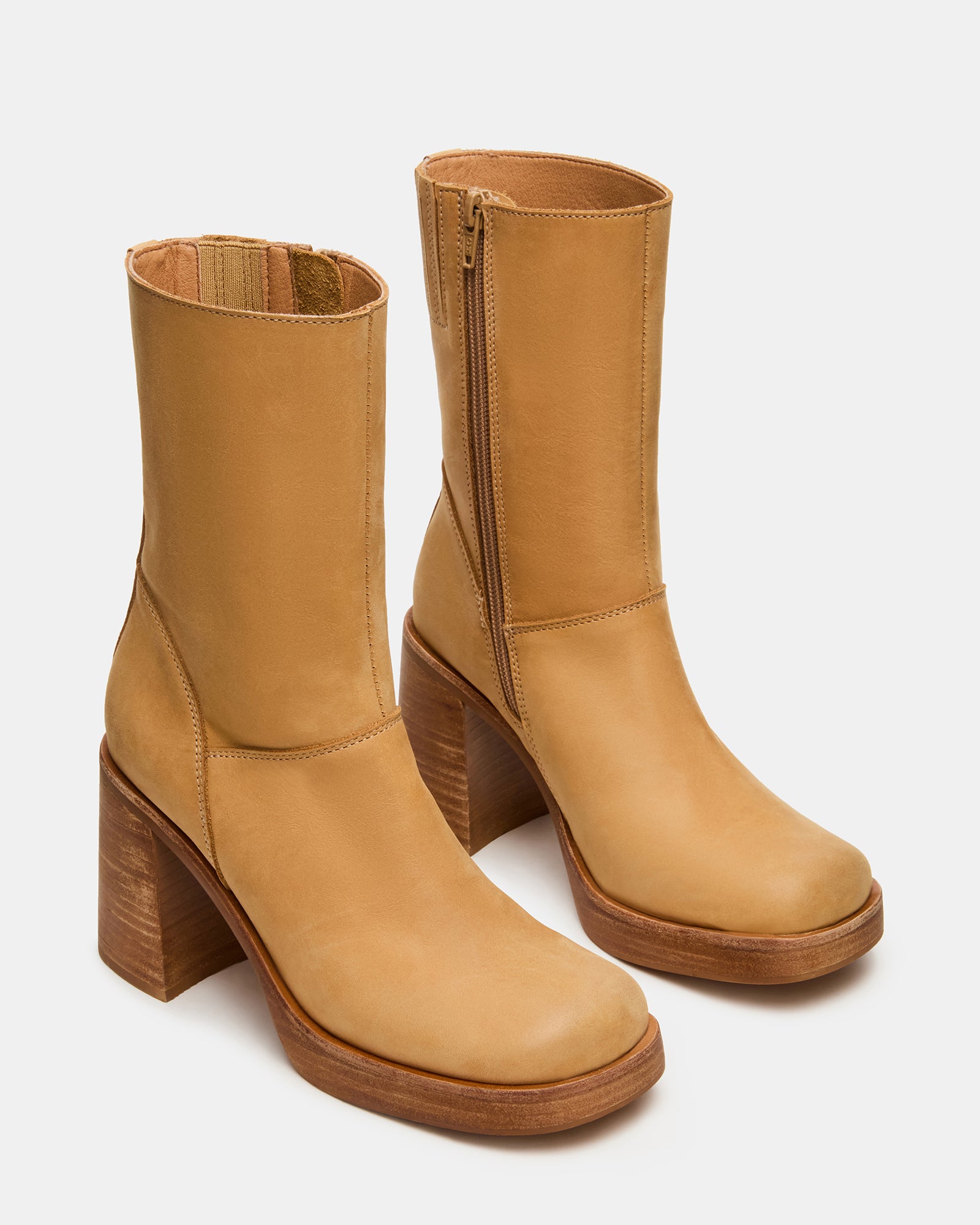 STEVEMADDEN_WOMENS_FUSION_BANANA-LEATHER_02.jpg