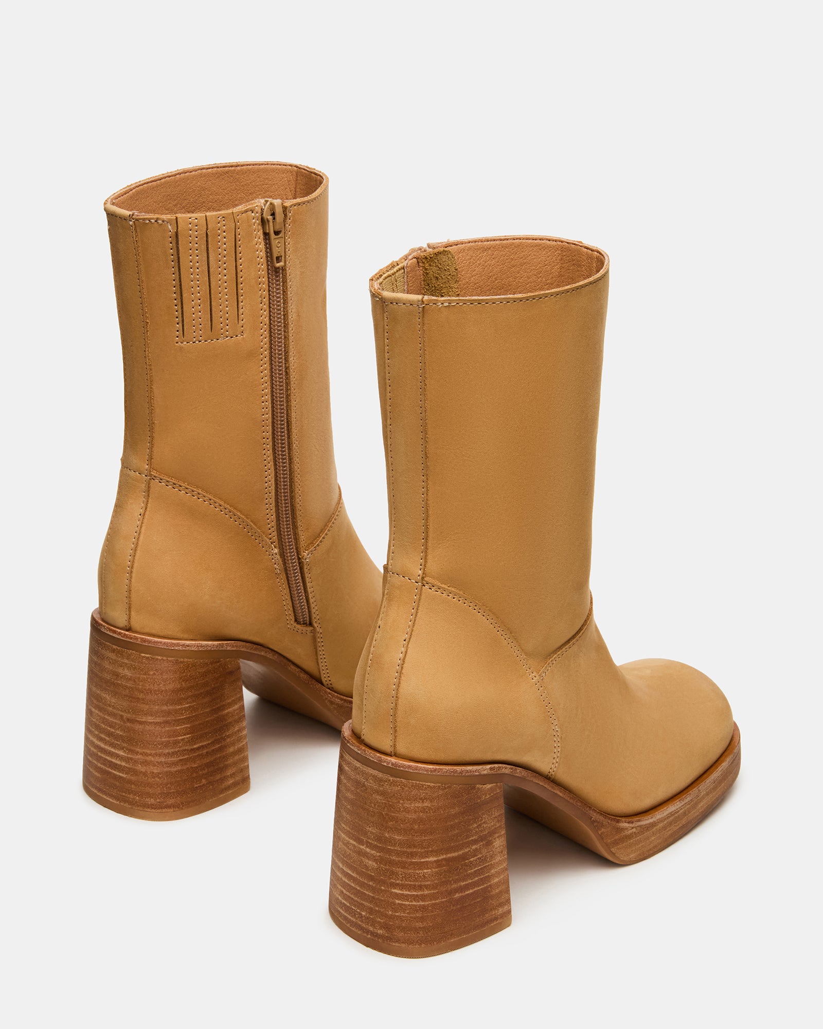 STEVEMADDEN_WOMENS_FUSION_BANANA-LEATHER_03.jpg