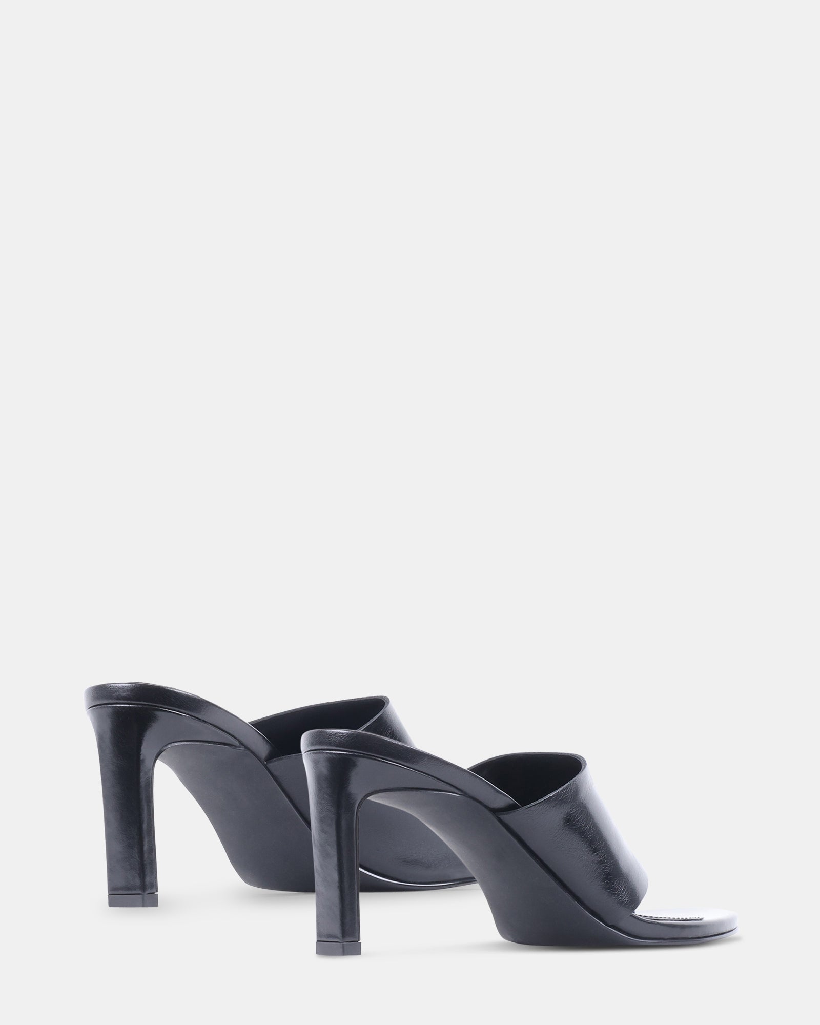 STEVE_MADDEN_SHOES_VALENTIN_BLACK_ANGLE1_PAIR.jpg